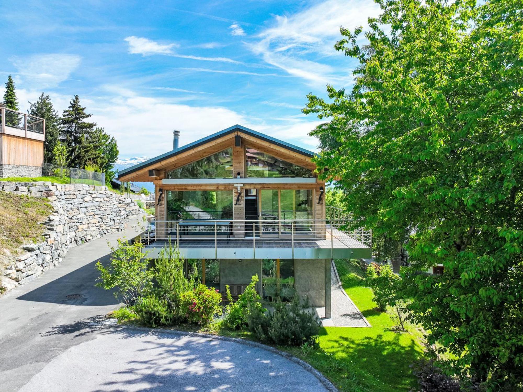 Chalet Les Penguins By Interhome Нендаз Екстериор снимка
